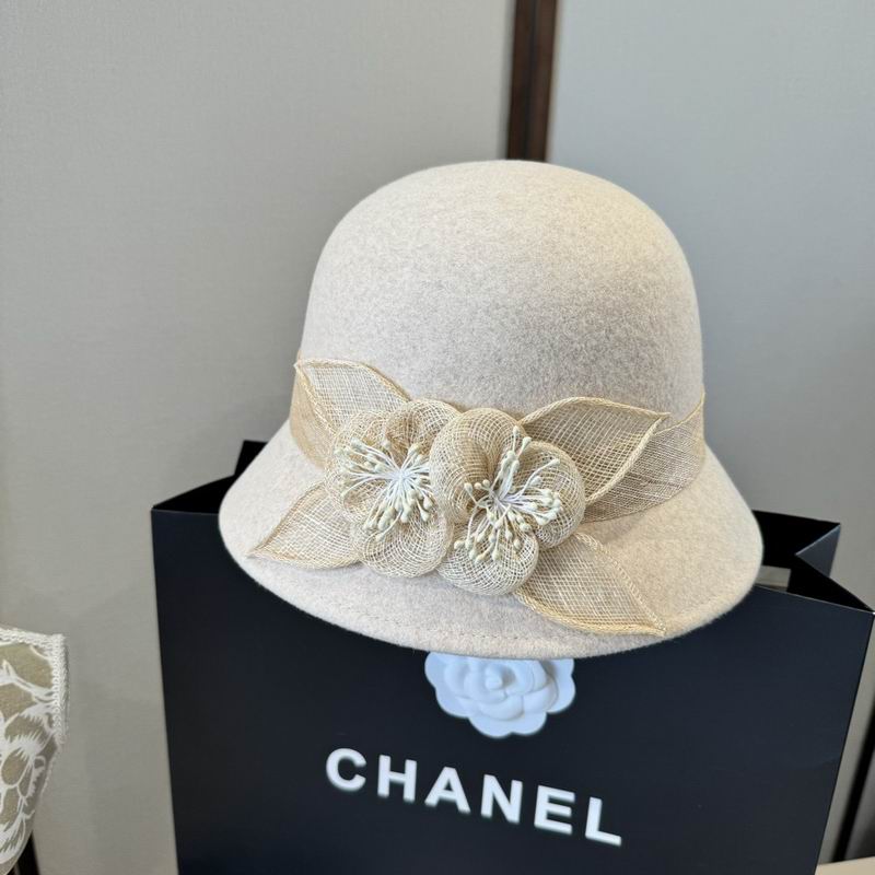 Chanel top hat 012601